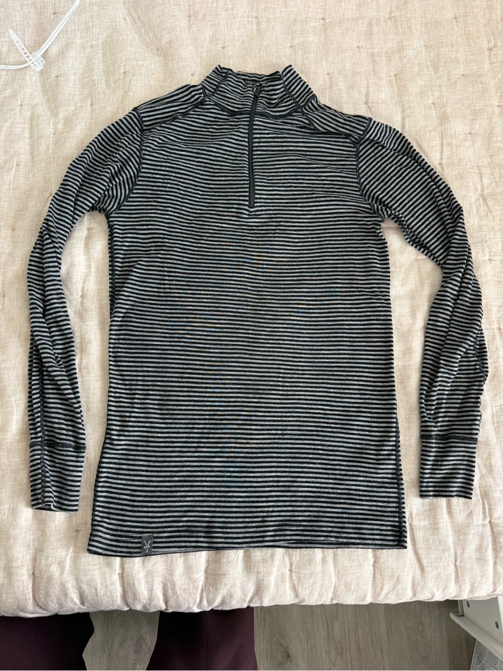 Ibex Woolies  1/4 zip 100% wool baselayer Striped Size Large